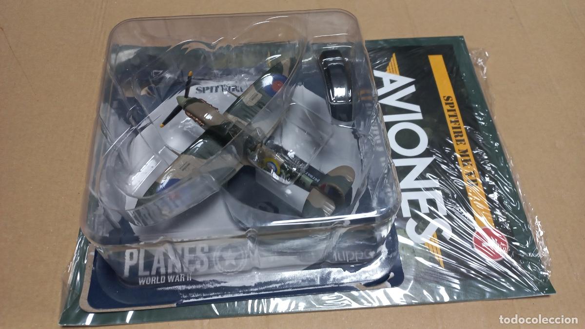 Maquetas: Spitfire 1/72 (sin desprecintar) + fasc&iacute;culo
