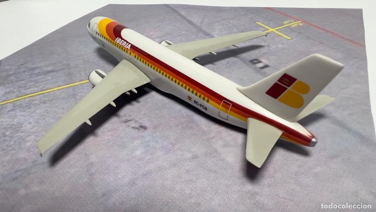 Maquetas: Airbus A-320 Iberia (1/200) - Foto 3