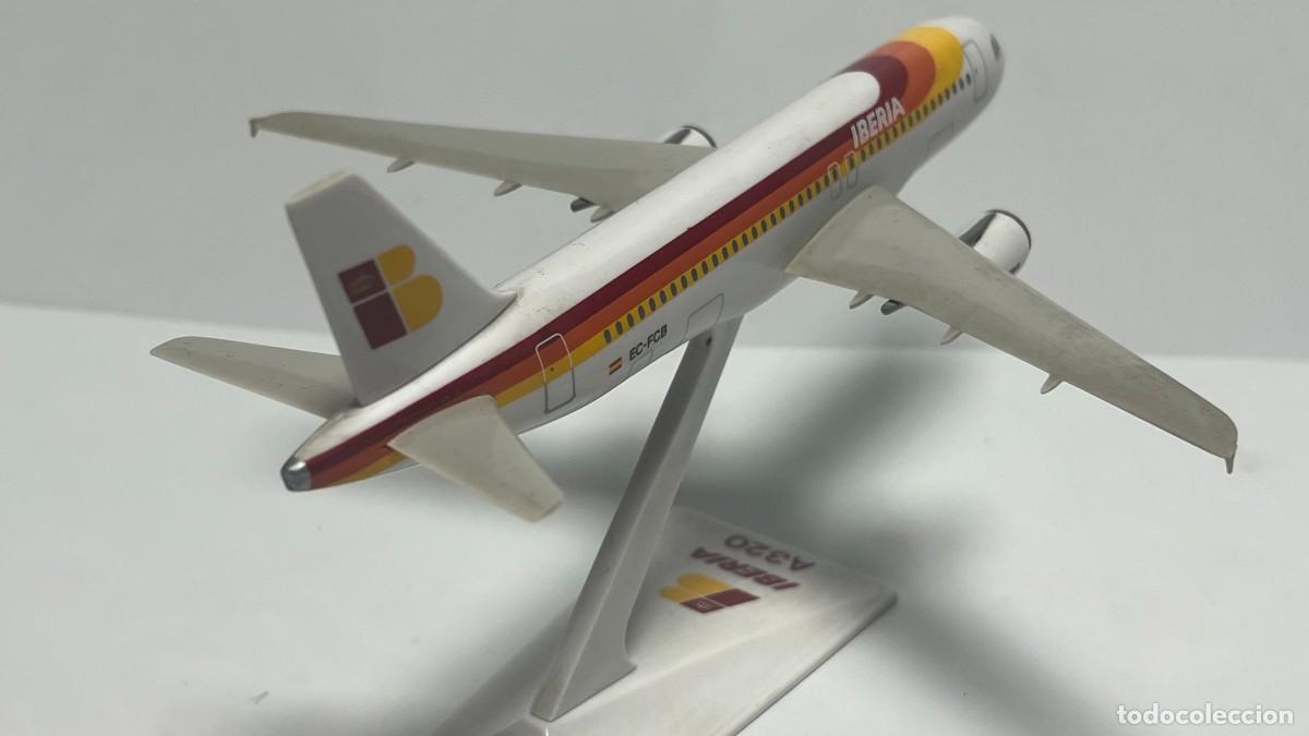 Maquetas: Airbus A320 - Iberia (1/200) - Foto 4