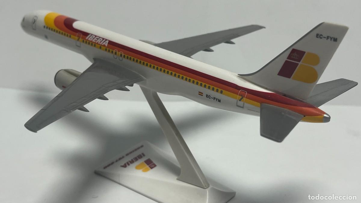 Maquetas: Boeing 757-200 - Iberia (1/200) - Foto 2