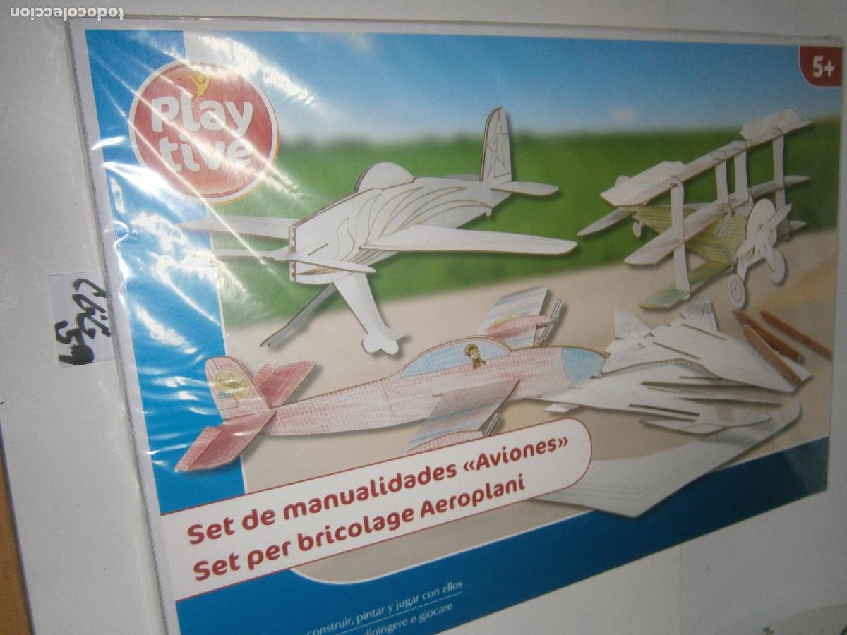 Maquetas: KIT DE MANUALIDADES &rdquo;AVIONES&rdquo; - 4 AVIONES PARA CONSTRUIR, PINTAR Y JUGAR - NUEVO PRECINTADO