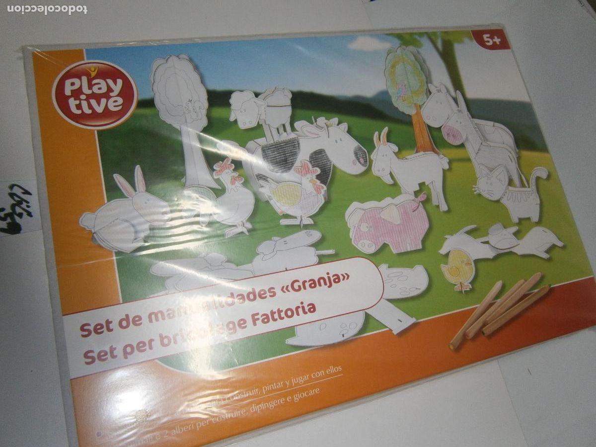 Maquetas: KIT DE MANUALIDADES &rdquo;GRANJA&rdquo; - 15 ANIMALES Y 2 ARBOLES PARA CONSTRUIR, PINTAR Y JUGAR - PRECINTADO