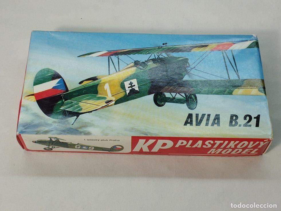 Maquetas: KOVOZAVODY - AVIA B.21 1/72 KPM 17
