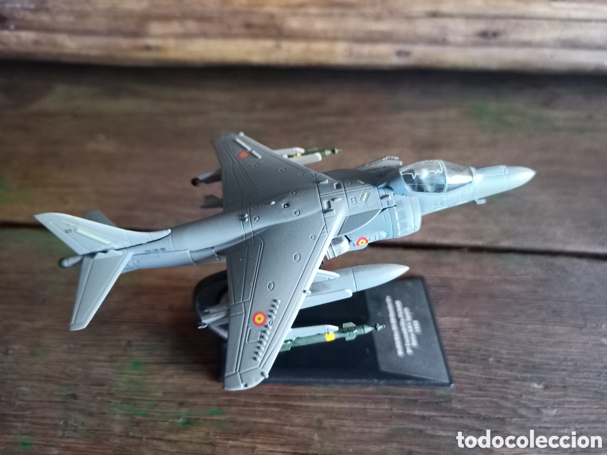 Maquetas: Avi&oacute;n de combate, Salvat