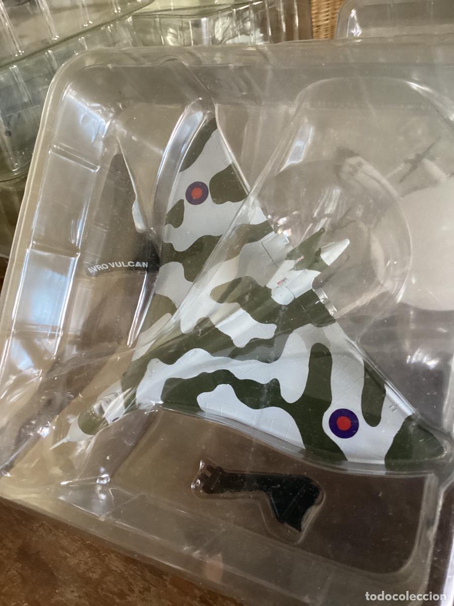Maquetas: MAQUETA AVION COMBATE METAL AVRO VULCAN. EN BL&Iacute;STER.