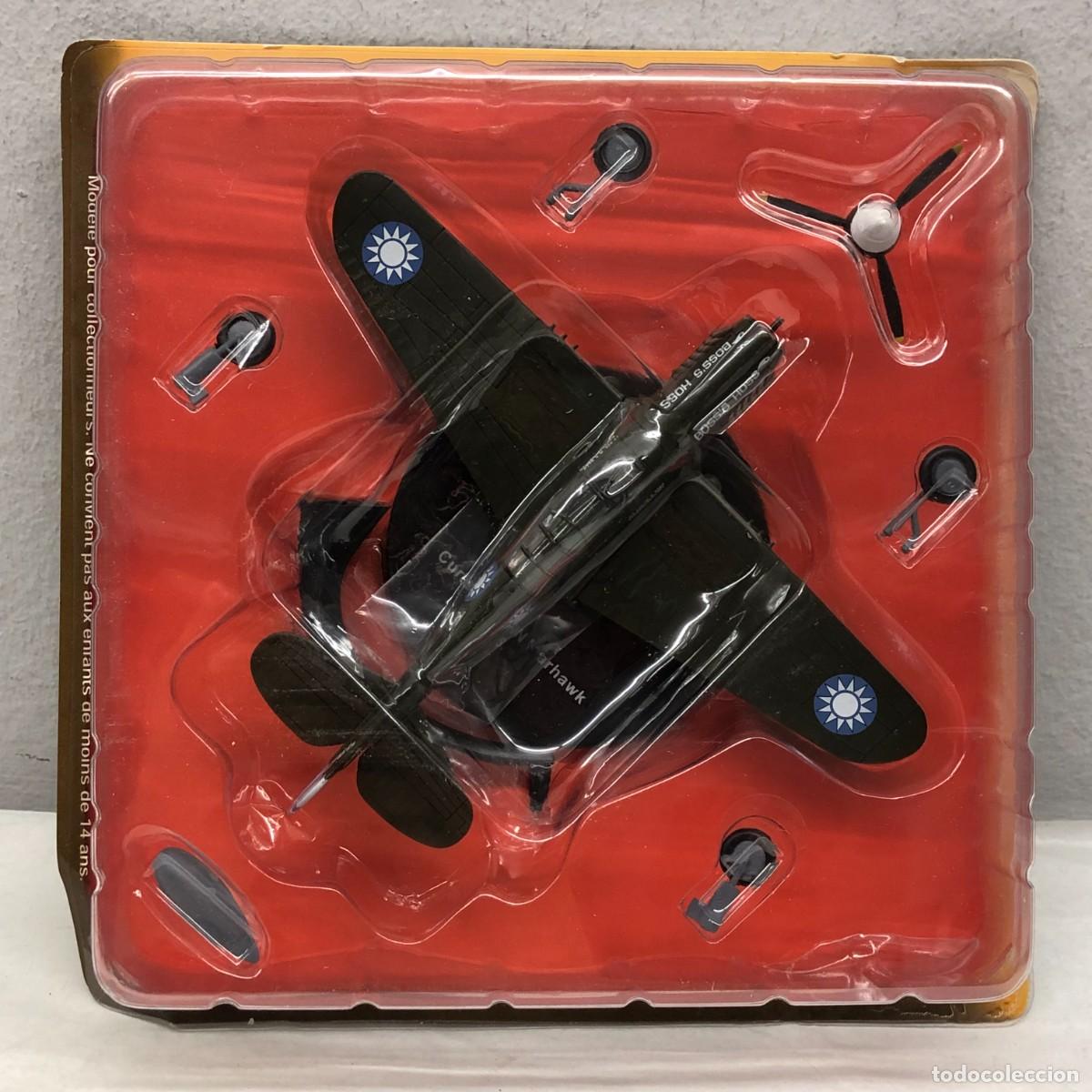Maquetas: AVI&Oacute;N DE COMBATE - R&Eacute;PLICA DE PLOMO - CURTISS P-40N WARHAWK - USA - SEGUNDA GUERRA MUNDIAL / 877