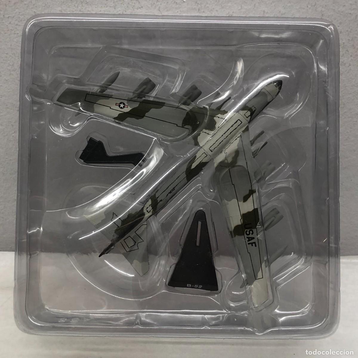 Maquetas: AVI&Oacute;N DE COMBATE - R&Eacute;PLICA DE PLOMO - BOEING B-52 STRATOFORTRESS - US AIR FORCE / 883