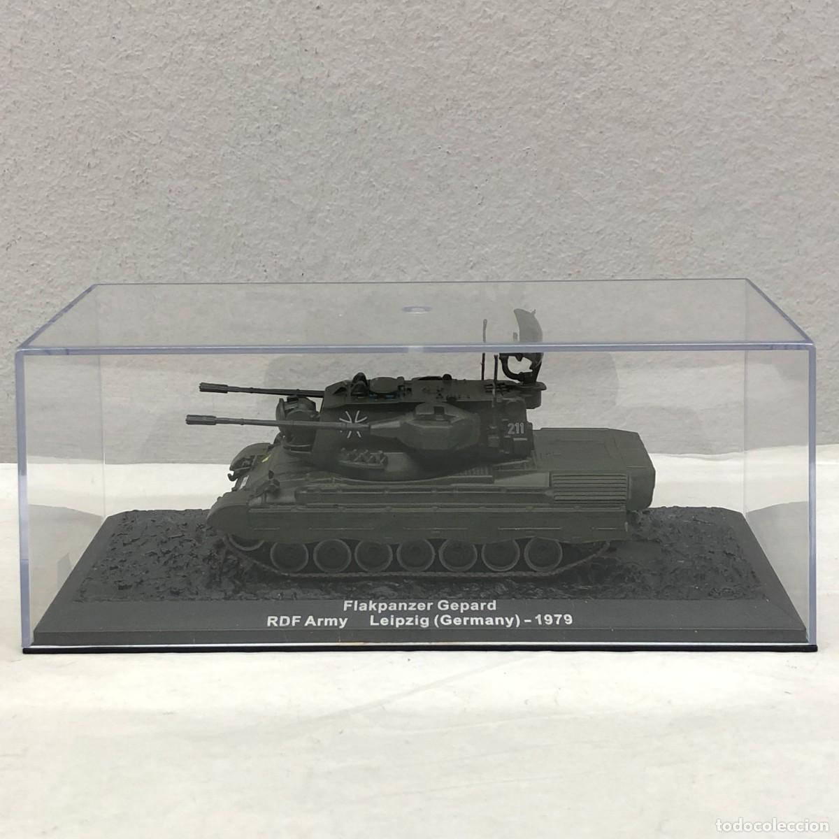 Maquetas: TANQUE EN MINIATURA - MAQUETA MILITAR - FLAKPANZER GEPARD - RDF ARMY - LEIPZIG (GERMANY) -1979 / 895