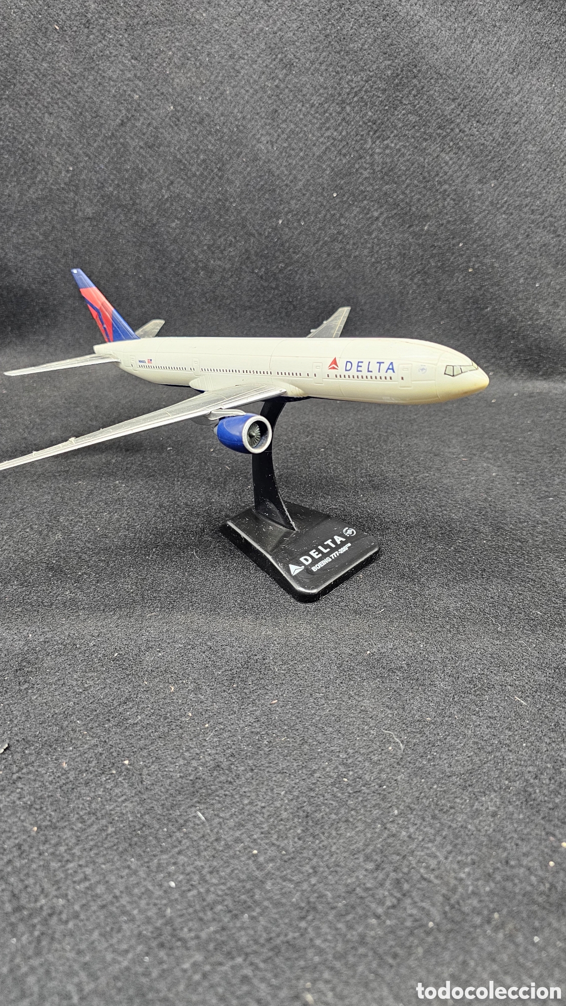 Maquetas: Maqueta de avi&oacute;n de celuloide