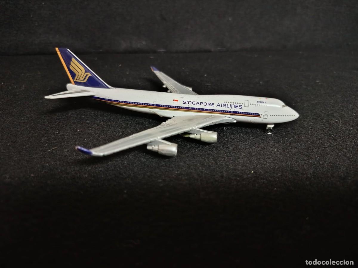 Maquetas: AVI&Oacute;N BOEING 747 SINGAPORE AIRLINES (ESC.1:500)