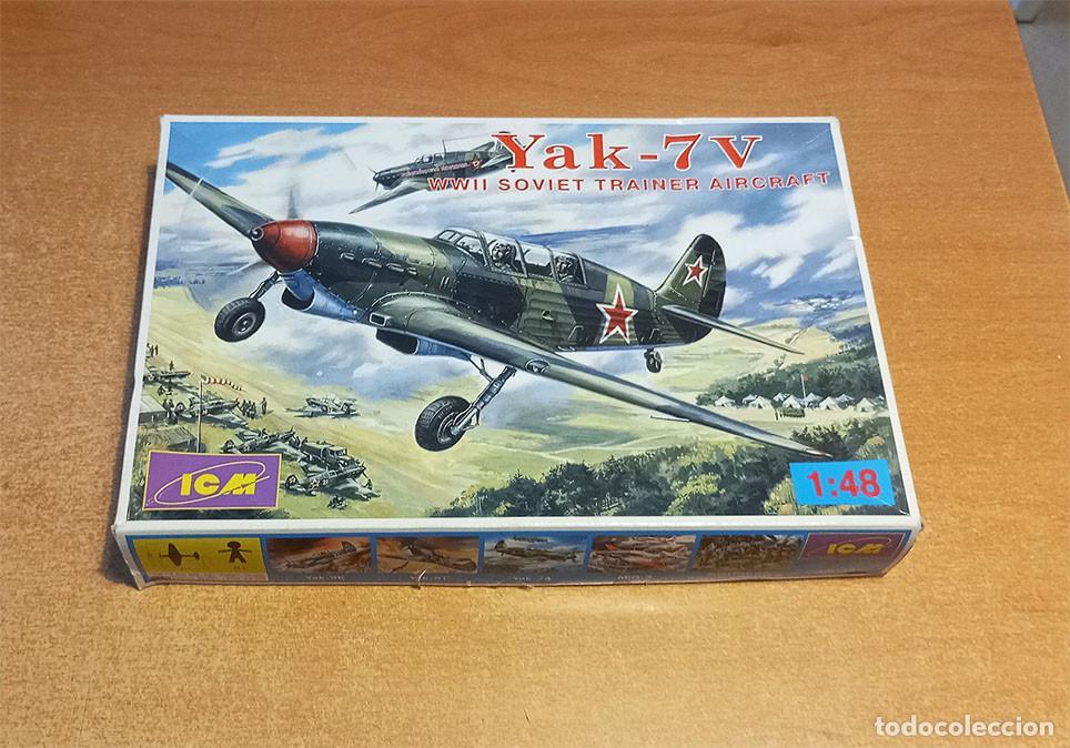 Maquetas: Maqueta del Caza de entrenamiento Yakovlev Yak-7V de ICM a escala 1/48