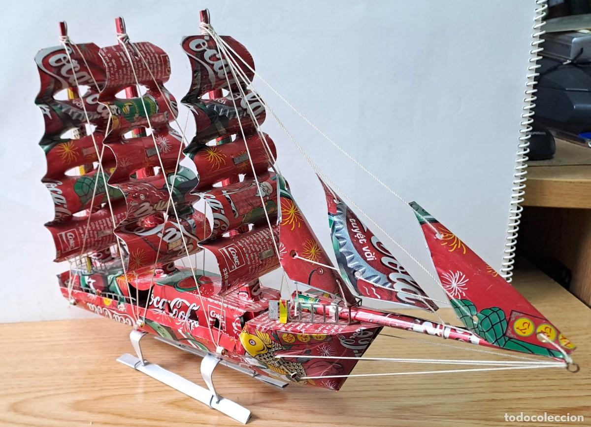 Maquetas: VELERO ARTESANAL CONSTRUIDO CON LATAS DE COCA COLA RESICLADAS. BARCOCA-01