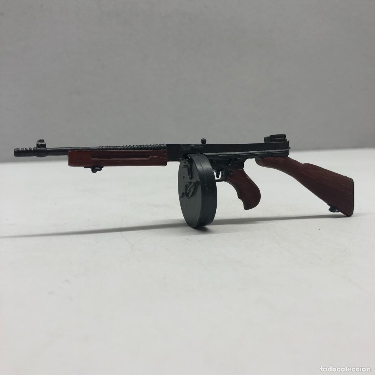 Maquetas: R&Eacute;PLICA SUBAMETRALLADORA THOMPSON M1928 - FIGURA EN MINIATURA - PLOMO - PINTADO A MANO / 68