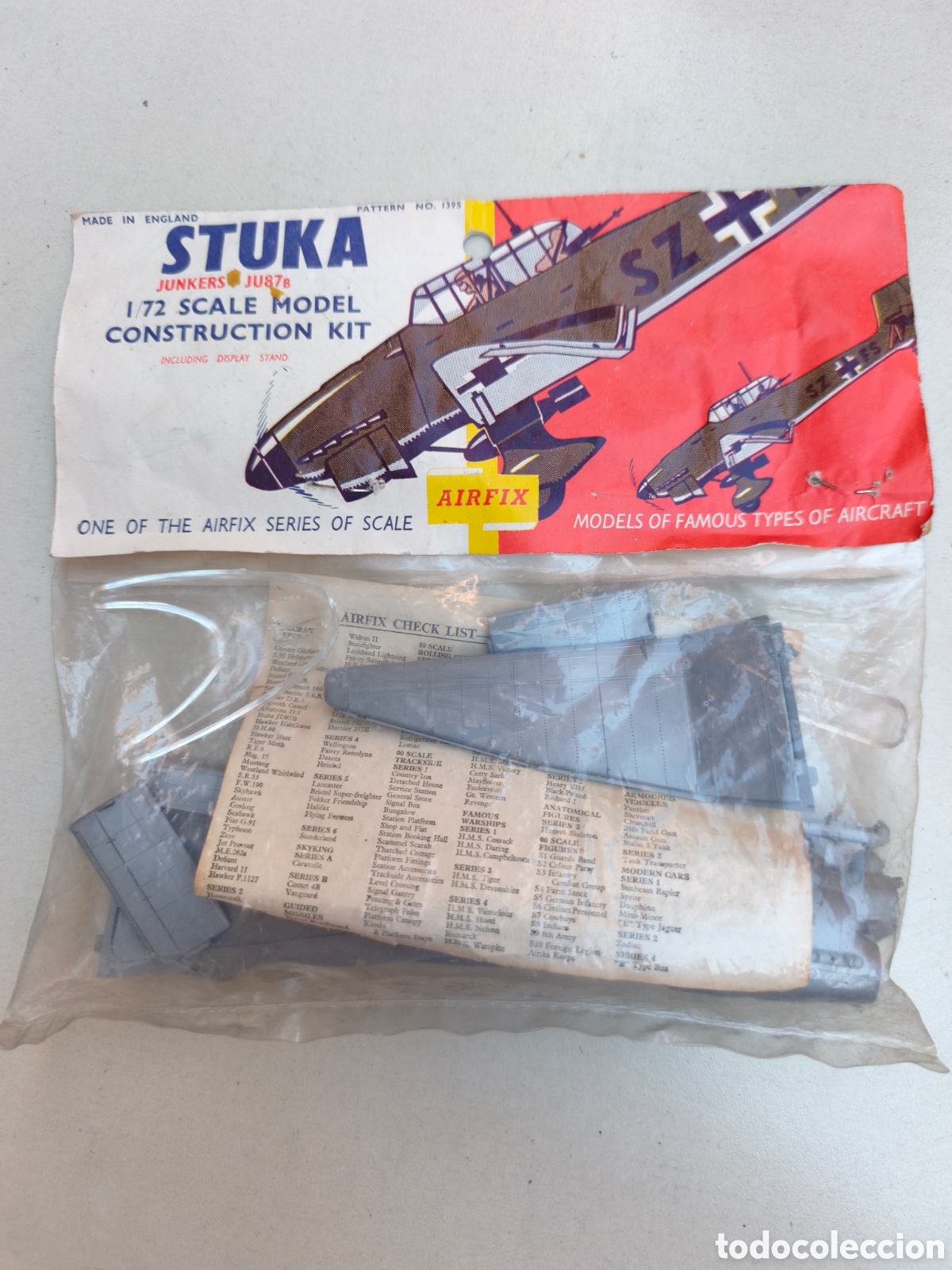 Maquetas: Kit maqueta de pl&aacute;stico avi&oacute;n bombardeo - Foto 1