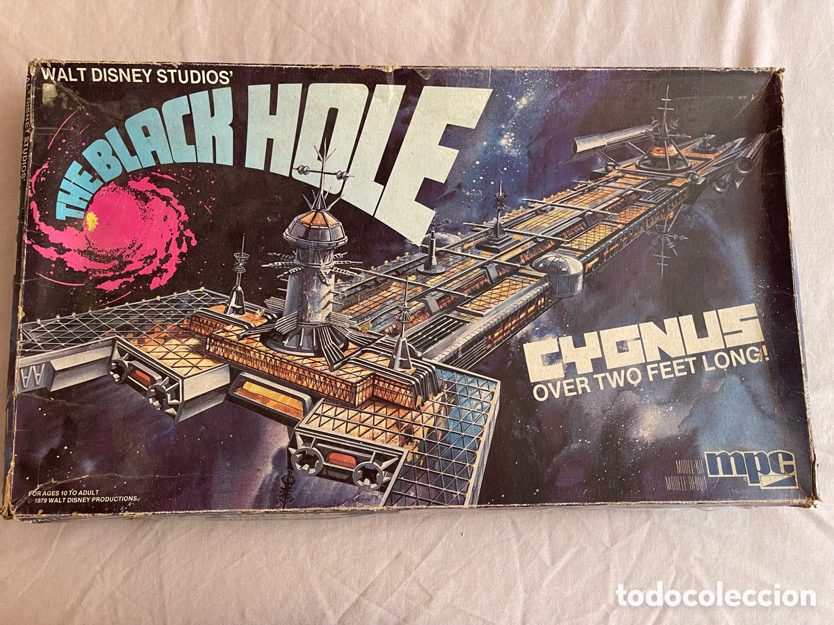 Maquetas: CYGNUS The Black Hole (El Abismo Negro, WALT DYSNEY ) MPC maqueta scifi ciencia ficci&oacute;n Star