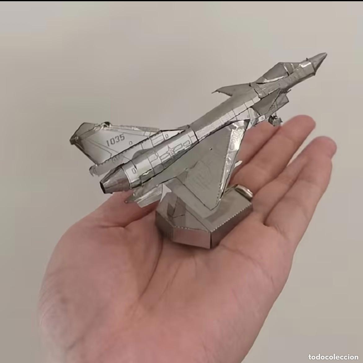 Macchiette: MAQUETA CAZA F-16 EN ACERO 3D PARA MONTAJE SIN PEGAMENTO