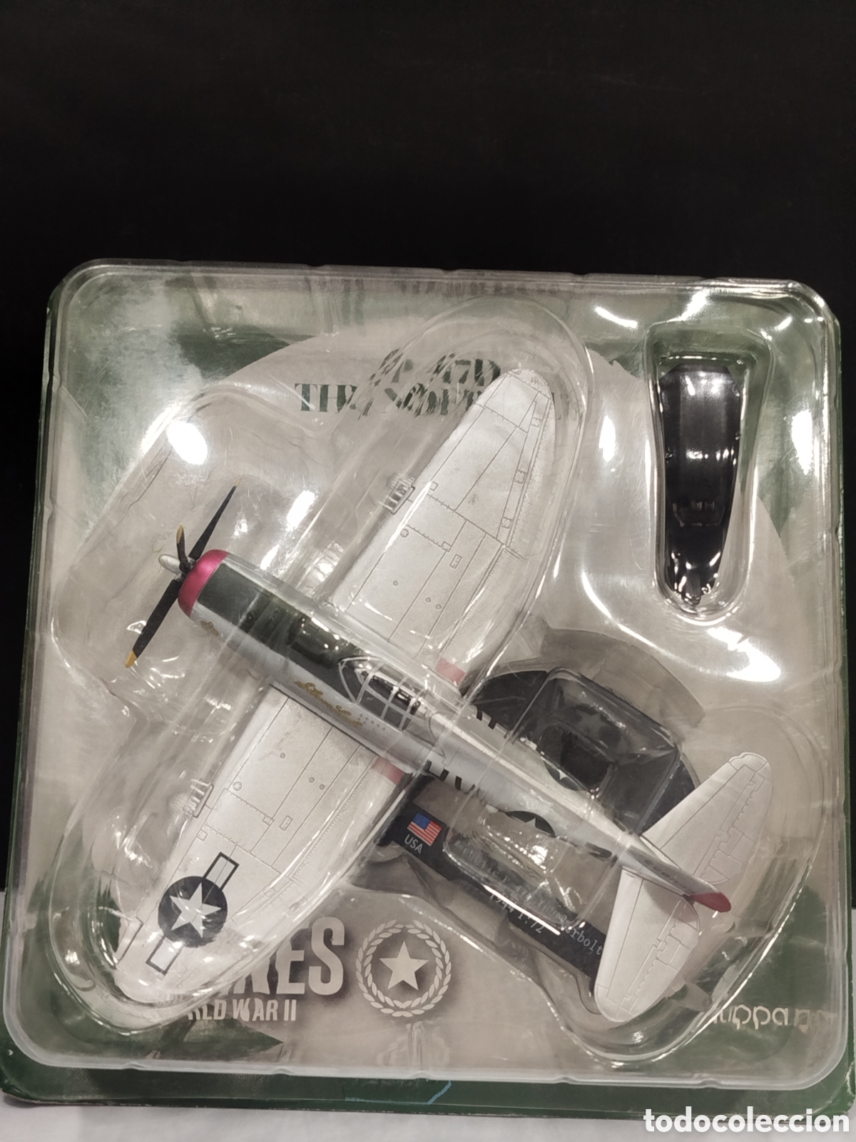 Maquetas: Avi&oacute;n P-47D Thunderbolt WWII 1944 1:72