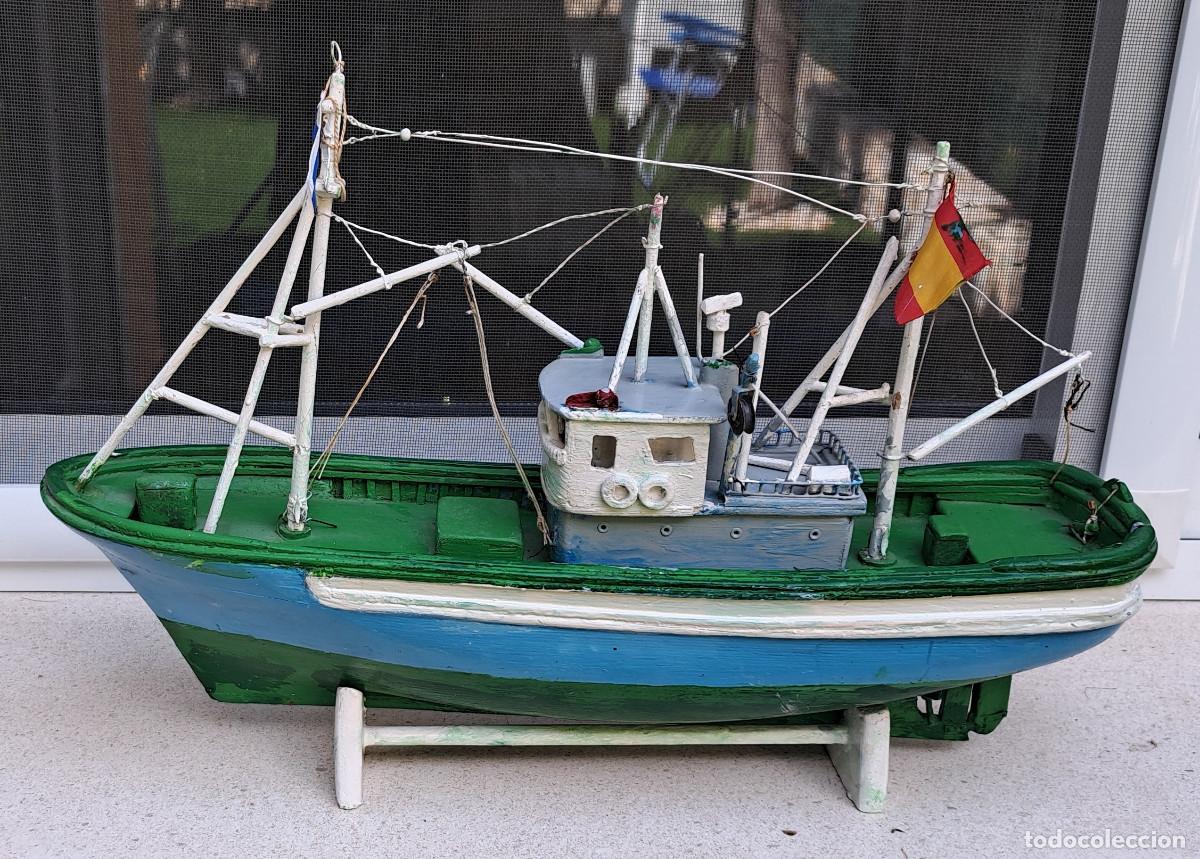 Maquetas: MAQUETA DE BARCO PESQUERO ALICANTINO - MADERA PINTADA A MANO - ESLORA; 47 CMS.