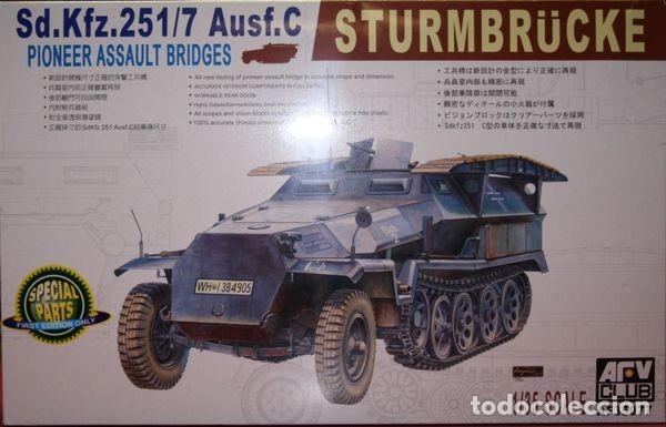 Maquetas: AFV CLUB - German Sd Kfz 251/7 Ausf C Pionierwagen 1/35 35077