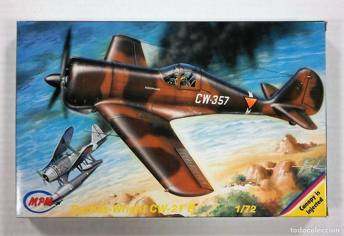 Maquetas: MPM - CURTISS-WRIGHT CW-21B 1/72 72073 - Foto 1
