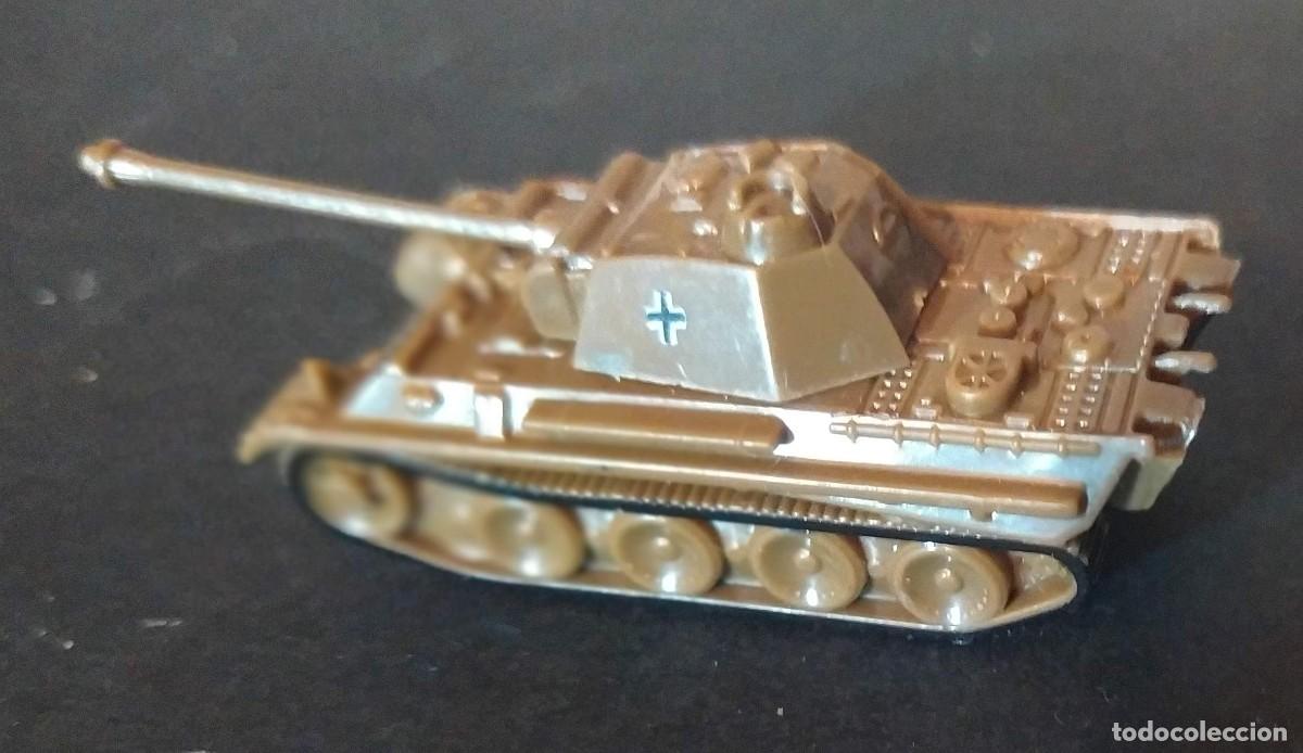 Maquetas: PANZER V PANTHER ESCALA 1/144.