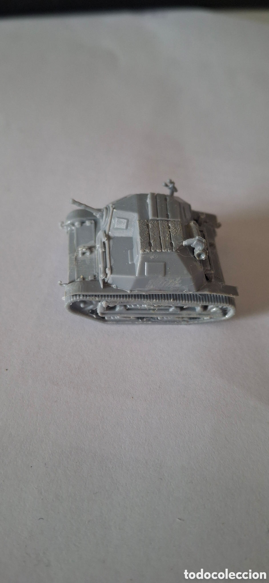 Maquetas: Tanqueta Italiana CV L3/33 WWII Carro Veloce 1/72
