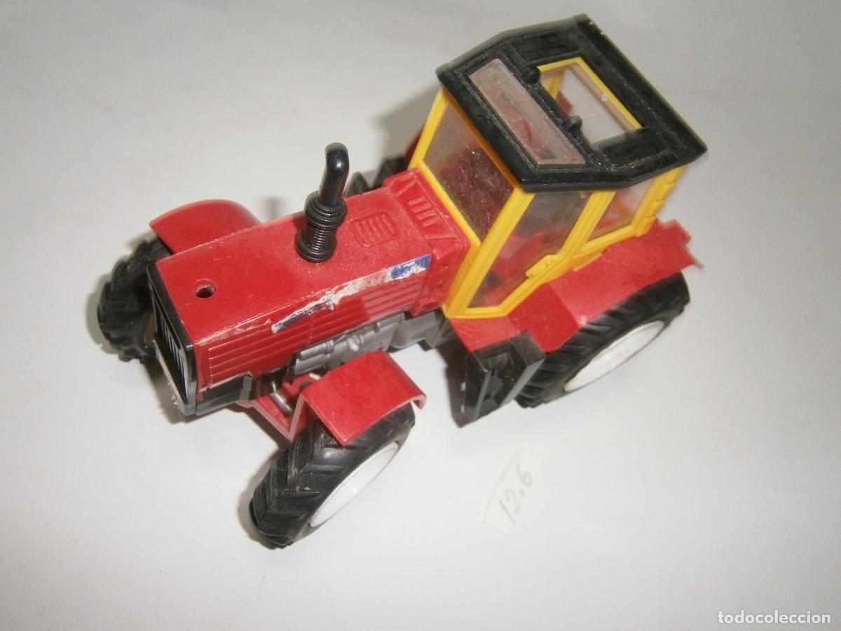 Maquetas: ANTIGUO TRACTOR TAMA&Ntilde;O MEDIO