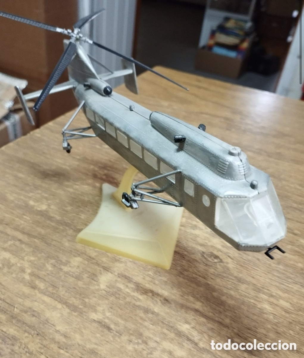 Maquetas: Maqueta helic&oacute;ptero sovi&eacute;tico Yakovlev Yak-24 USSR con peana - Avi&oacute;n / Aviaci&oacute;n⁠