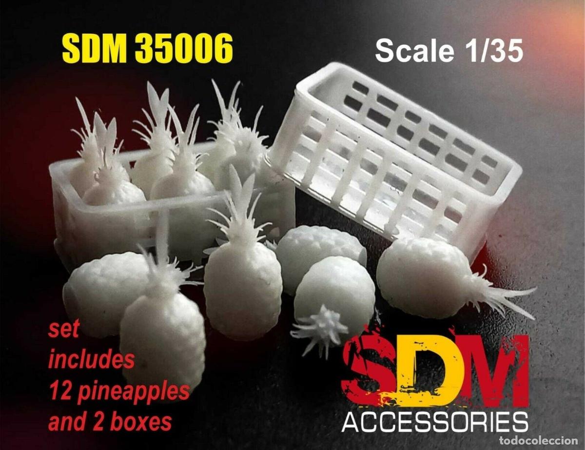 Maquetas: DAN MODELS - SET DE 2 CAJAS DE FRUTA Y 12 PI&Ntilde;AS 3D 1/35 35006