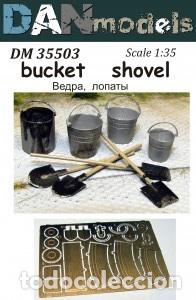 Maquetas: DAN MODELS - CUBOS Y PALAS 1/35 35508