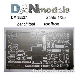 Maquetas: DAN MODELS - CAJA DE HERRAMIENTAS 1/35 35527