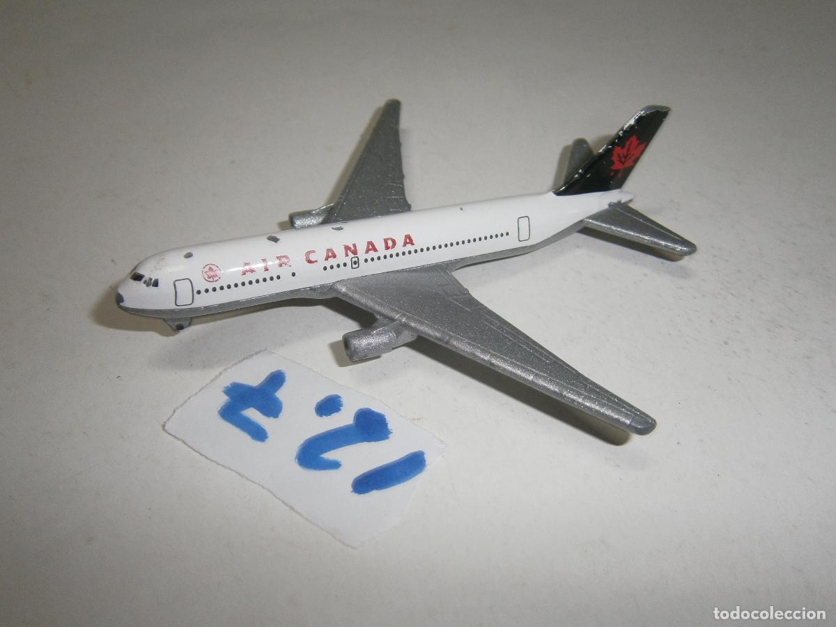 Maquetas: AVION BOEING 767 AIR CANADA MAJORETTE