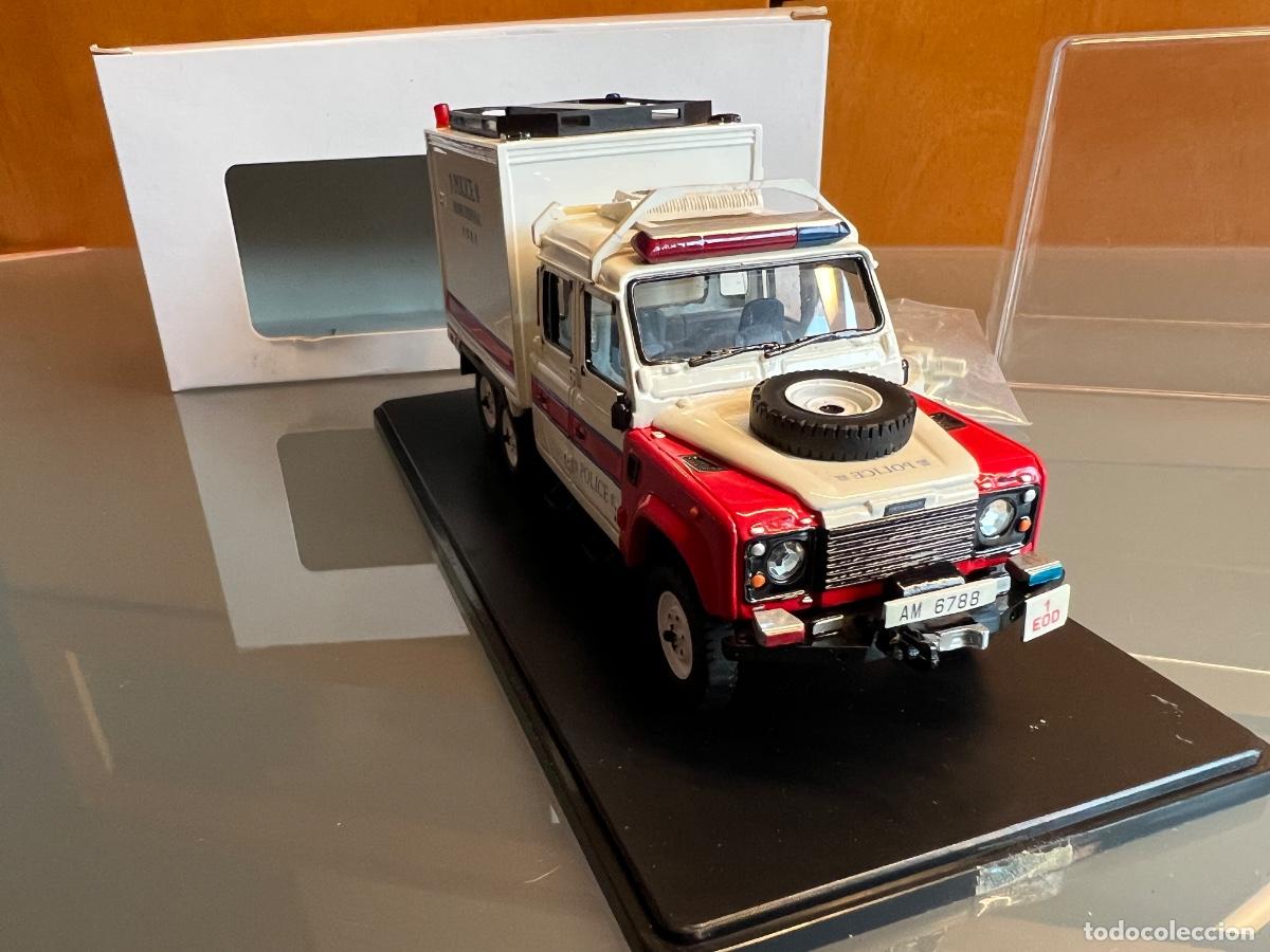 Maquetas: LAND ROVER POLICE BOMB DISPOSAL HONGKONG MODEL CO SCALE 1:35