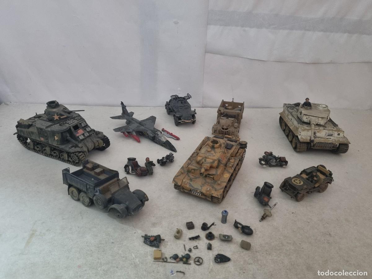 Maquetas: Lote de maquetas de guerra realizadas en pl&aacute;stico pintadas a mano