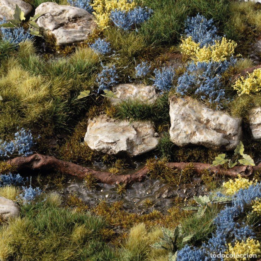 Maquettes: GAMERS GRASS - FLORES DE BARBA AZUL / BLUEBEARD FLOWERS G100