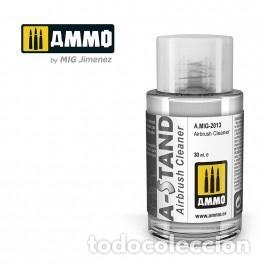 Maquetas: AMMO - A-STAND LIMPIADOR DE AER&Oacute;GRAFO 2013