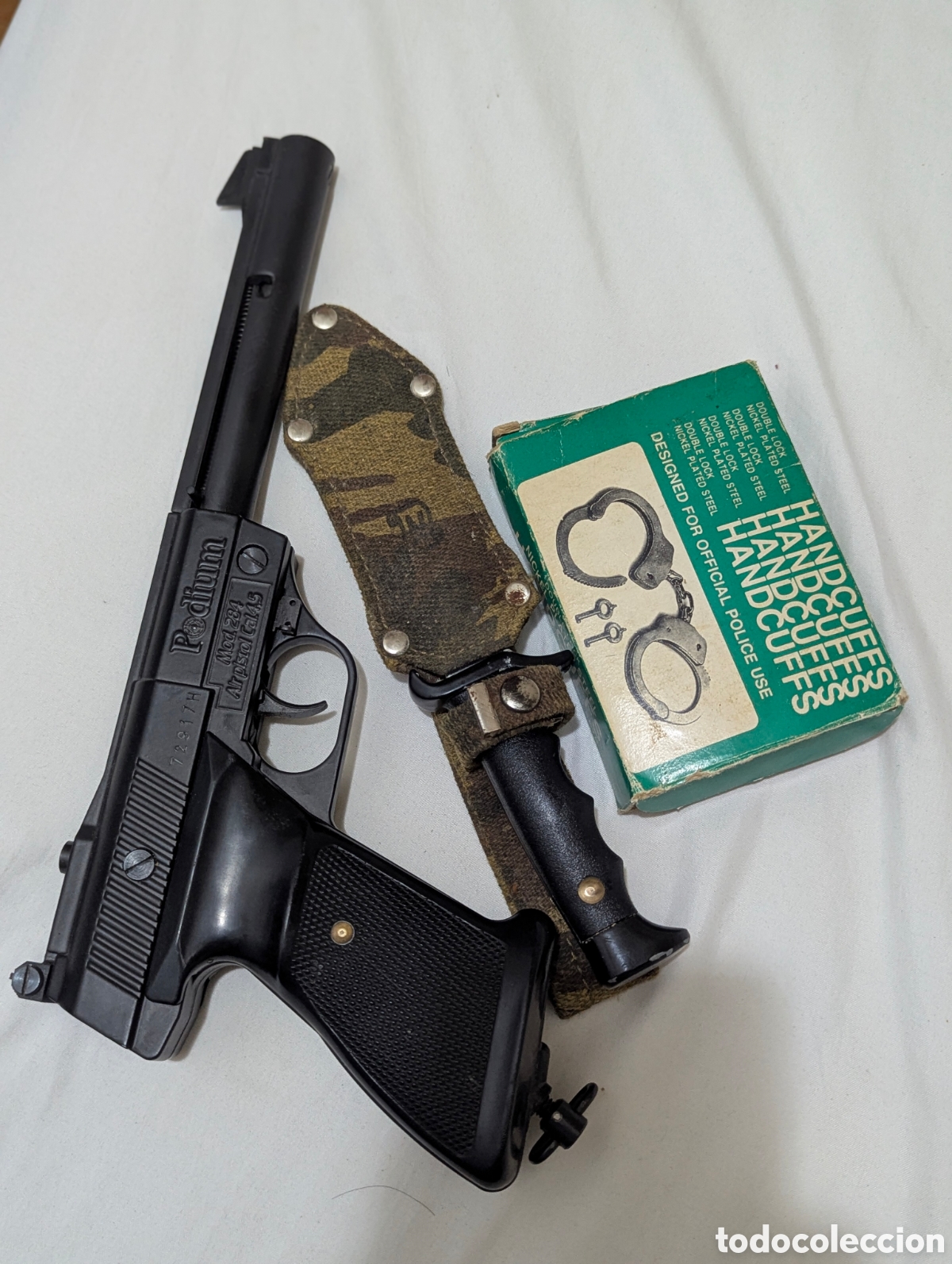 Maquetas: Lote Militaria Premium: Pistola CO2 Podium 284 + Grilletes Alcyon Oficiales + Cuchillo Muela (Excele