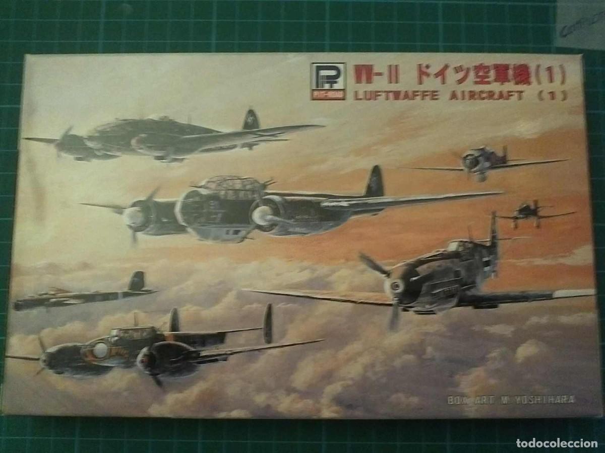 Maquetas: WWII WARPLANES 1 (EE.UU.), LUFTWAFFE AIRCRAT (1), HANGAR de PIT-ROAD // 1/700