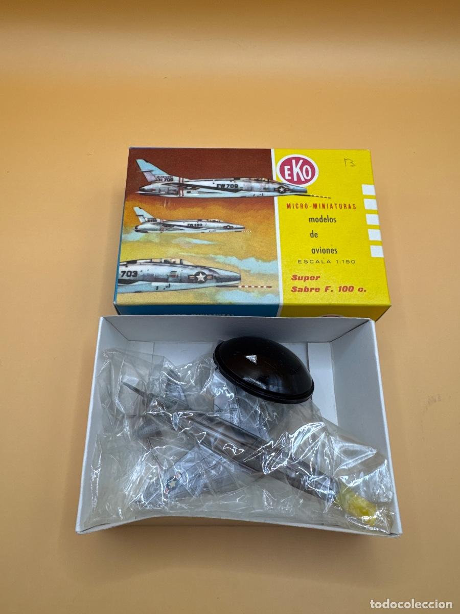 Maquetas: Avi&oacute;n eko super sabre f 100 c