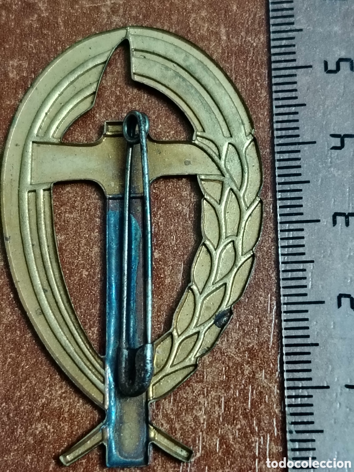 Maquetas: Insignia Central Nacional Sindical (CNS) - Foto 5