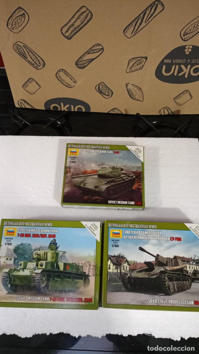 Maquetas: El Tr&iacute;o Ofensivo del frente oriental. Lote 3 Tanques Sovi&eacute;ticos Zvezda 1/100