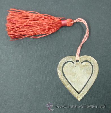 Coleccionismo marcap&aacute;ginas: MARCAP&Aacute;GINAS MET&Aacute;LICO, CON FORMA DE CORAZ&Oacute;N. - Foto 1