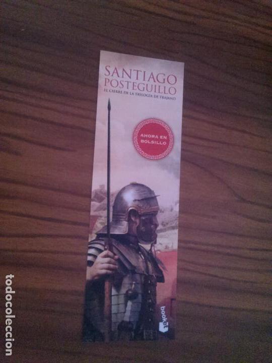 Coleccionismo Marcap&aacute;ginas: MARCAPAGINAS. LITERARIO. SANTIAGO POSTEGUILLO.  DOBLE CARA. SIN USO. BUEN ESTADO.