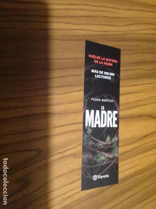 Coleccionismo Marcap&aacute;ginas: MARCAPAGINAS. LITERARIO. LA MADRE. FIONA BARTON. DOBLE CARA. BUEN ESTADO.