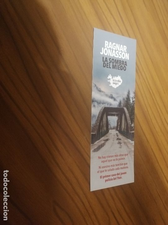 Coleccionismo marcap&aacute;ginas: MARCAPAGINAS. LITERATURA. RAGNAR JONASSON. LA SMBRA DEL MIEDO. DOBLE CARA. BUEN ESTADO