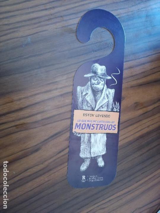 Coleccionismo marcap&aacute;ginas: MARCAPAGINAS. LO QUE M&Aacute;S ME GUSTA SON LOS MONSTRUOS. M&Aacute;S GRANDE. PARA COLGAR DOBLE CARA. BUEN ESTADO