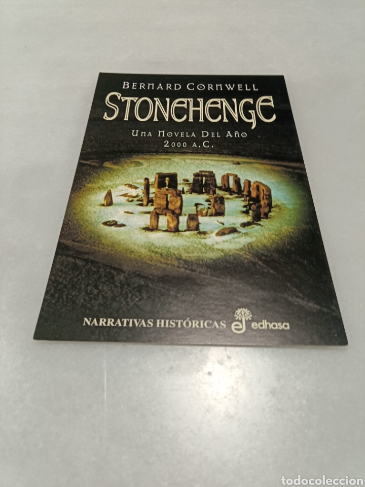Coleccionismo Marcap&aacute;ginas: Marcap&aacute;ginas tama&ntilde;o postal. Stonehenge. Edhasa.