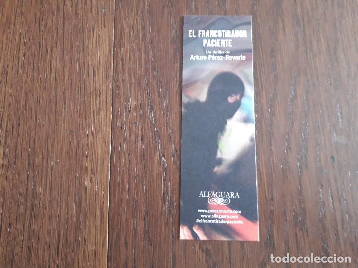Coleccionismo Marcap&aacute;ginas: marcap&aacute;ginas, punto de libro, el francotirador paciente, Arturo Perez-Reverte, edit. Alfaguara