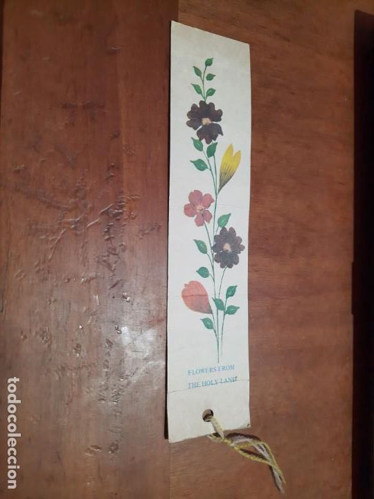 Coleccionismo Marcap&aacute;ginas: FLOWERS FROM THE HOLY LANIT. DOBLADO. MARCAPAGINAS. DOBLE CARA. DIFICIL C-1