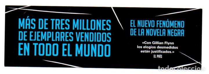 Coleccionismo marcap&aacute;ginas: MARCAPAGINAS, HERIDAS ABIERTAS / PERDIDAS. GILLIAN FLYNN. ROJA Y NEGRA.